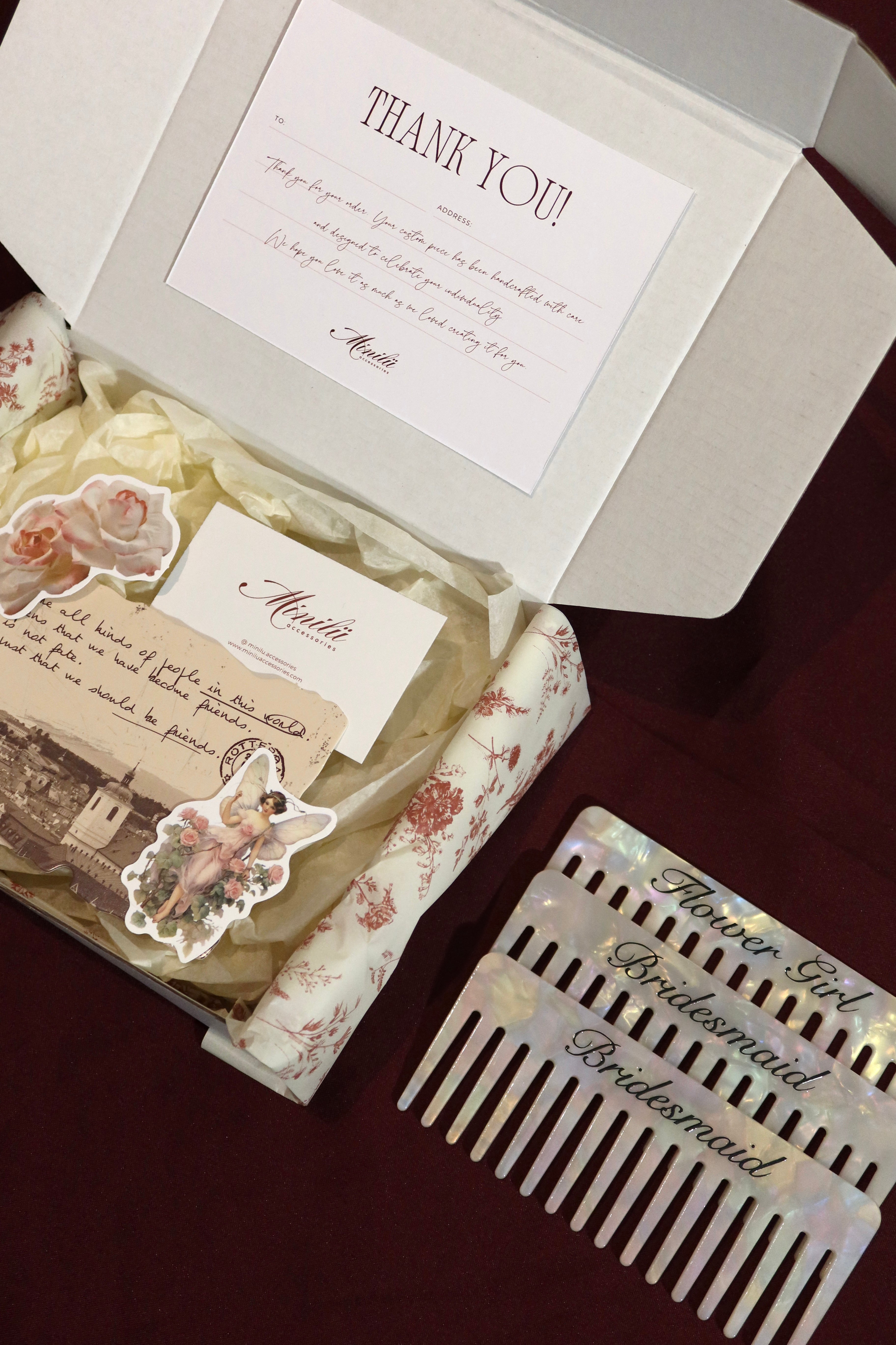 White Pearl Comb